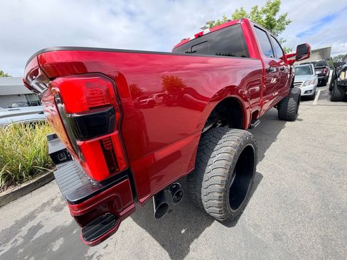 Used 2024 Ford F250 Platinum AWD/4WD image 8
