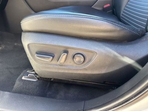 Used 2021 Toyota Highlander XSE image 22