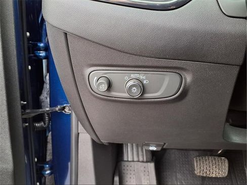 Certified 2023 Chevrolet Equinox RS w/ LPO, Floor Liner Package image 14