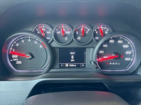 Used 2024 Chevrolet Silverado 1500 Custom Trail Boss w/ LPO, Dark Essentials Package AWD/4WD image 11