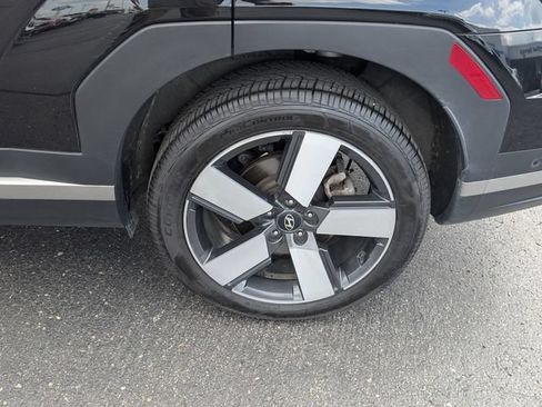 Used 2024 Hyundai Santa Fe Limited AWD/4WD image 19