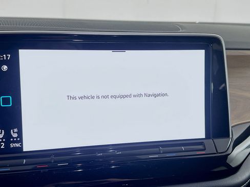 Used 2024 Volkswagen Atlas SE image 22