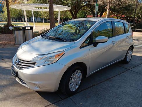 Used 2016 Nissan Versa Note SV image 1