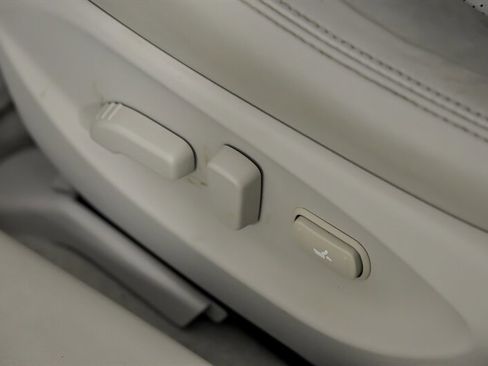 Used 2017 INFINITI Q50 3.0t Premium w/ Driver Assistance Package image 24