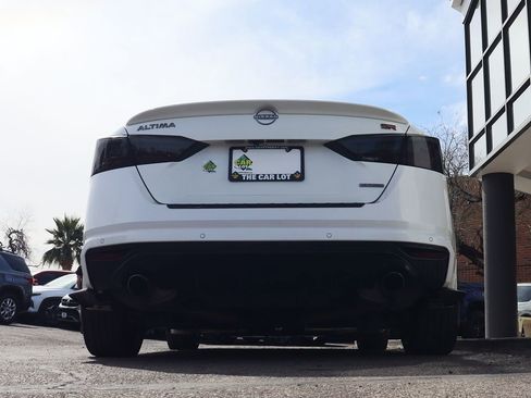 Used 2023 Nissan Altima 2.0 SR image 12