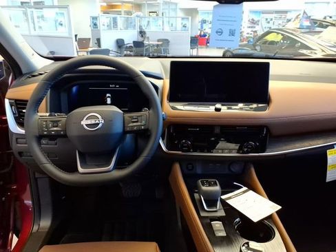 New 2026 Nissan Rogue Platinum image 9