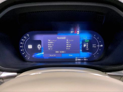 Used 2024 Volvo XC60 T8 Ultimate w/ Protection Package Premier AWD/4WD image 14
