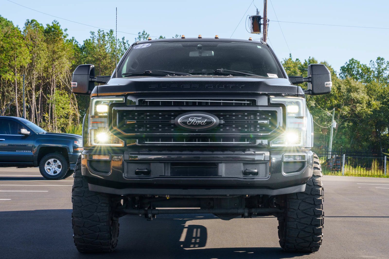 Certified 2022 Ford F250 Lariat w/ Tremor Off-Road Package AWD/4WD image 2