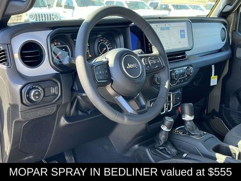 New 2025 Jeep Gladiator Sport image 9