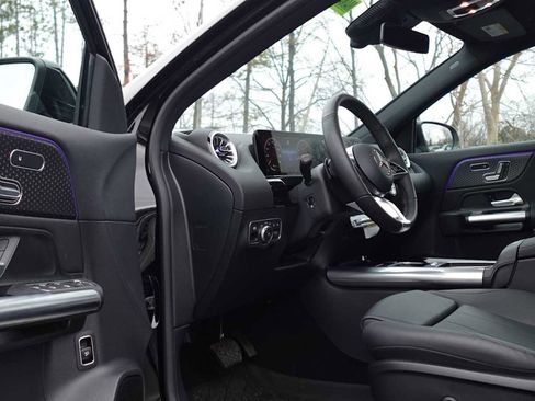 Used 2026 Mercedes-Benz GLA 250 4MATIC image 32