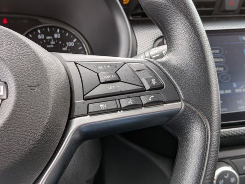 Certified 2023 Nissan Kicks SV FWD image 17