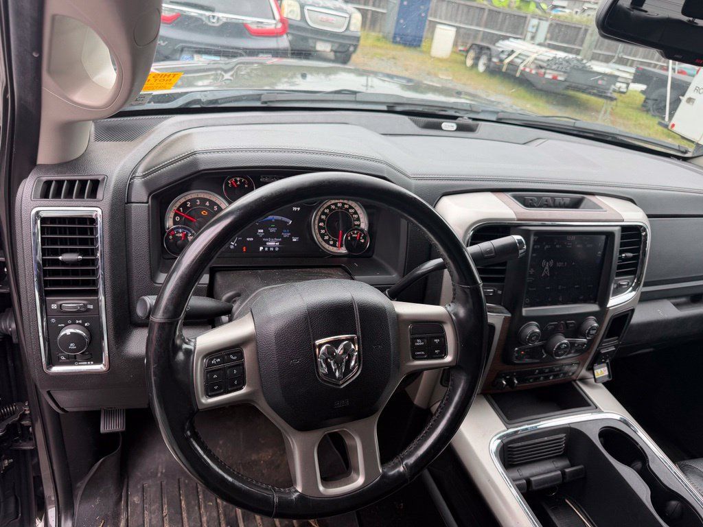 Used 2018 RAM 3500 Laramie AWD/4WD image 17
