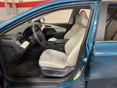 Certified 2026 Toyota Camry XLE FWD image 14