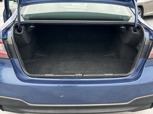 Used 2022 Subaru Legacy Premium image 22