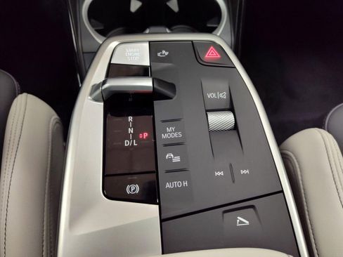 Used 2026 BMW X1 xDrive28i w/ Technology Package image 16