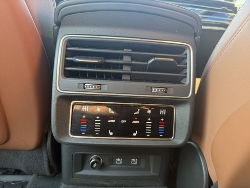 Used 2021 Audi Q7 3.0T Prestige image 6