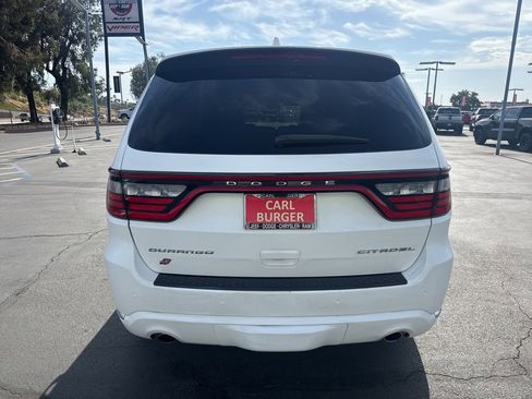 Certified 2022 Dodge Durango Citadel image 6
