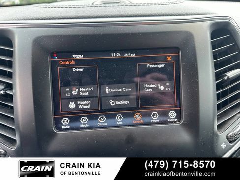 Used 2021 Jeep Cherokee Latitude Lux FWD image 26