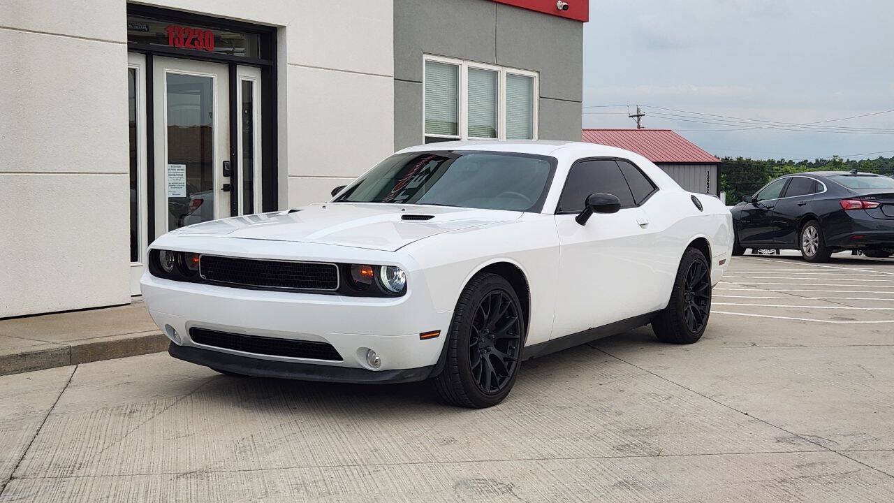 Used 2011 Dodge Challenger RWD image 20