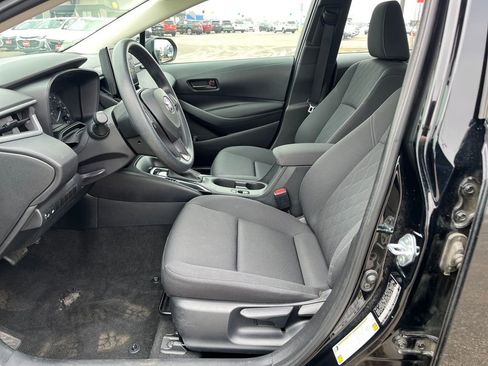 Used 2024 Toyota Corolla LE image 12