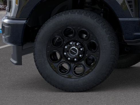 New 2026 Ford F250 Lariat w/ Black Appearance Package image 19