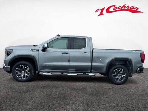 New 2026 GMC Sierra 1500 SLE image 3