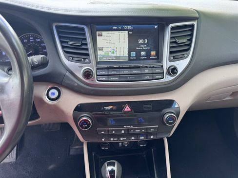 Used 2017 Hyundai Tucson SE Plus image 10