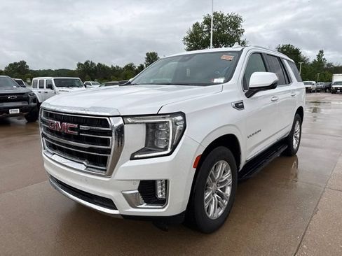 Used 2023 GMC Yukon SLT w/ SLT Premium Package AWD/4WD image 6