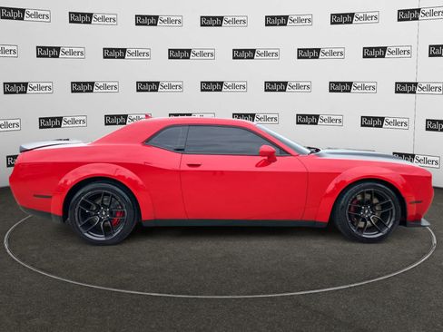 Used 2022 Dodge Challenger R/T Scat Pack RWD image 7