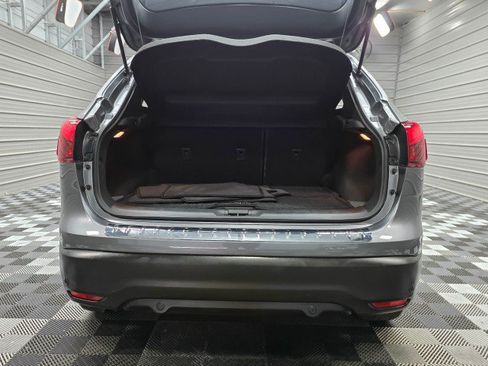 Used 2019 Nissan Rogue Sport SV w/ All-Weather Package AWD/4WD image 37