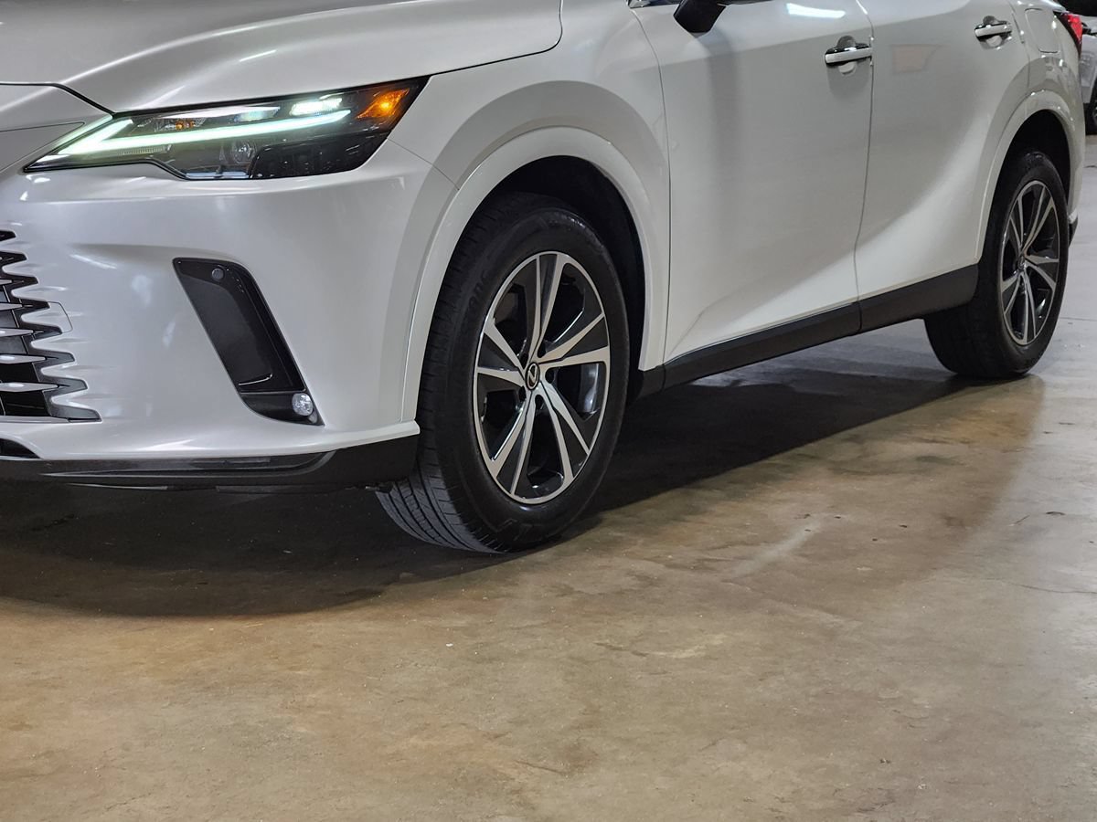 Used 2023 Lexus RX 350 Premium w/ Cold Area Package FWD image 17