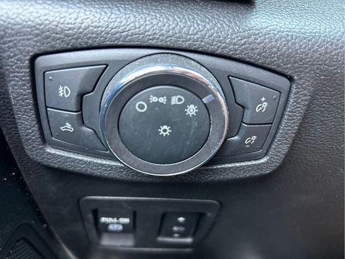 Used 2018 Ford F150 XLT w/ Equipment Group 302A Luxury AWD/4WD image 25