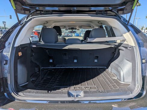 Used 2023 Subaru Crosstrek 2.0i Premium image 34