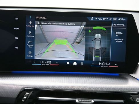 Used 2025 BMW X1 xDrive28i w/ M Sport Package image 4