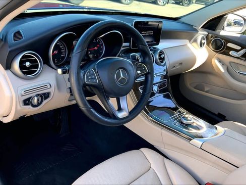 Used 2018 Mercedes-Benz C 300 Sedan w/ Premium Package image 15