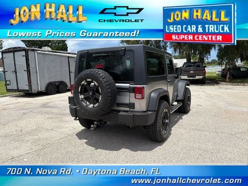 Used 2015 Jeep Wrangler Sport AWD/4WD image 9