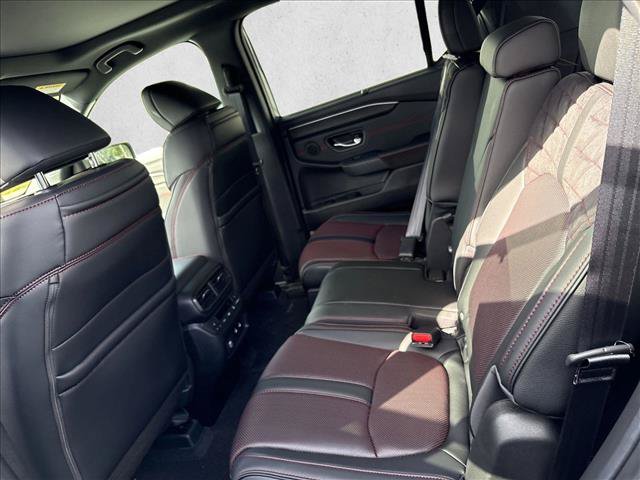 New 2026 Honda Pilot Black Edition image 15