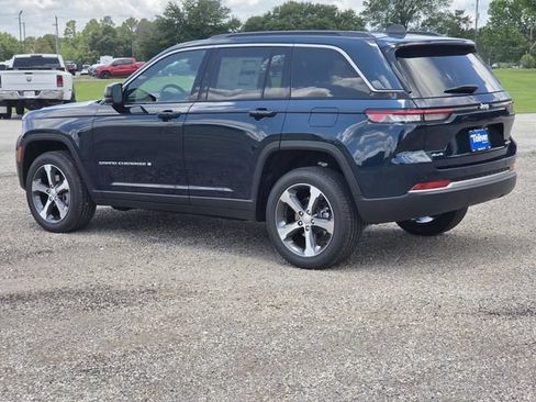 New 2026 Jeep Grand Cherokee Limited AWD/4WD image 4
