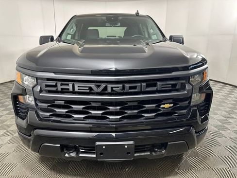 Used 2023 Chevrolet Silverado 1500 Custom image 8