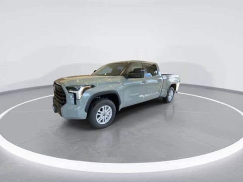 New 2025 Toyota Tundra SR5 w/ SR5 Premium Package AWD/4WD image 4