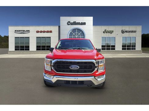 Used 2022 Ford F150 XLT w/ Trailer Tow Package AWD/4WD image 8