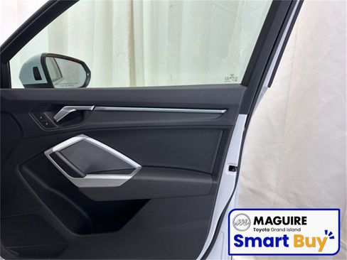 Used 2021 Audi Q3 2.0T Premium Plus w/ Premium Plus Package image 18