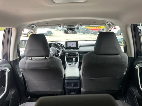Used 2025 Toyota RAV4 XLE w/ Weather Package AWD/4WD image 17
