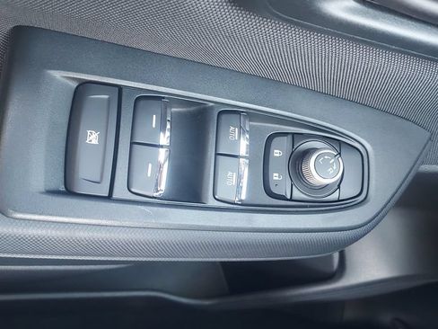 Used 2025 Subaru Forester Premium AWD/4WD image 26