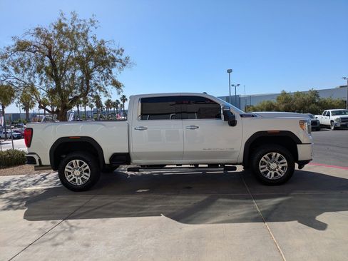 Used 2021 GMC Sierra 2500 Denali w/ Denali Ultimate Package AWD/4WD image 7