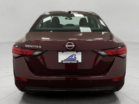 Certified 2025 Nissan Sentra SV FWD image 4
