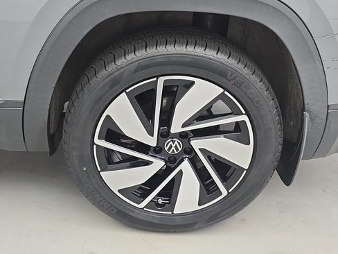Certified 2024 Volkswagen Atlas SE AWD/4WD image 34