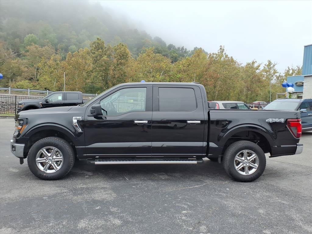 Used 2025 Ford F150 XLT w/ Equipment Group 301A Standard AWD/4WD image 2