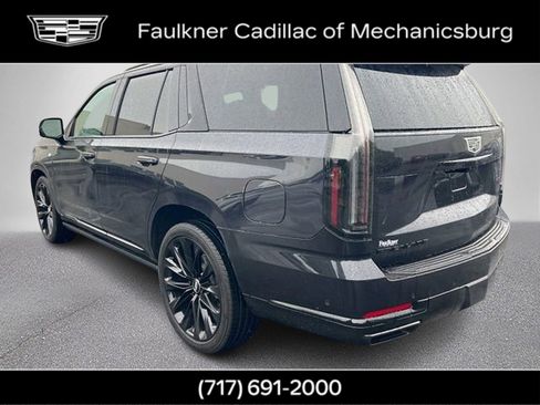 Certified 2026 Cadillac Escalade Platinum Sport w/ LPO, ONYX Package AWD/4WD image 9