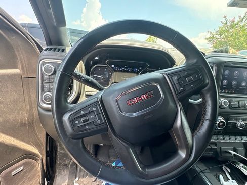 Used 2023 GMC Sierra 3500 AT4 w/ AT4 Premium Plus Package AWD/4WD image 4